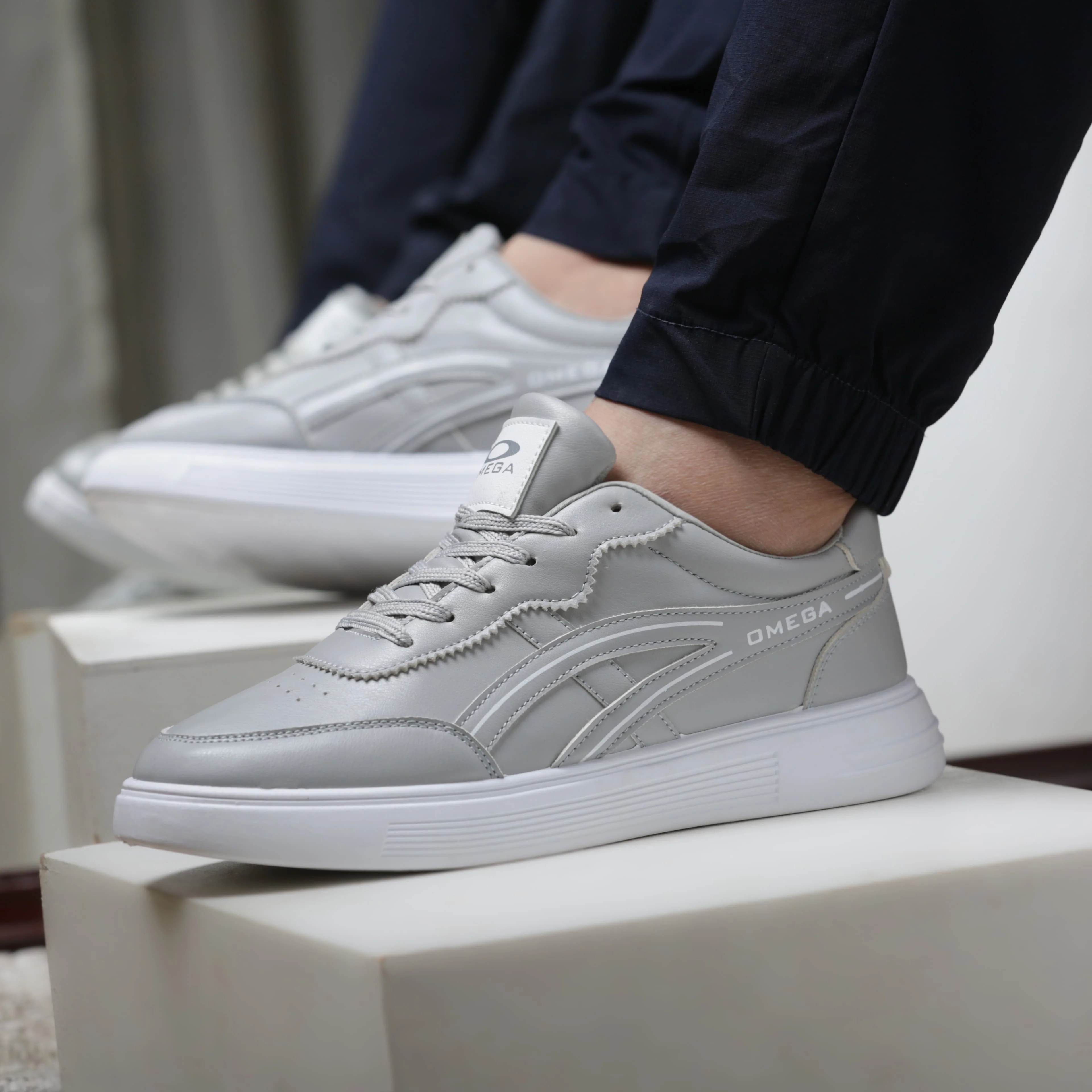 𝐂𝐚𝐬𝐮𝐚𝐥 𝐬𝐡𝐨𝐞𝐬